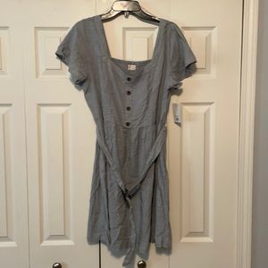 Cute knee length dress with belt detail